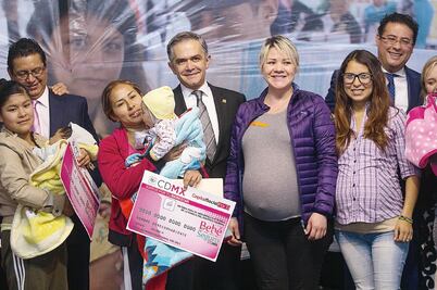 Logra GDF meta de entregar 10 mil cunas a madres