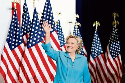 Hillary acusa a Trump de supremacismo