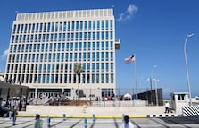 Cuba denuncia que 100 mil pacientes esperan cirugía por el bloqueo energético de EU; 12 mil de ellos son niños, acusa