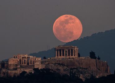 La Tierra y la Luna protegieron sus atmósferas con su campo magnético