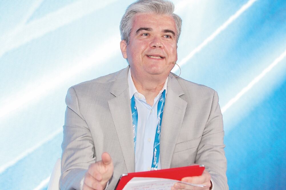 Orlando Ferreira reconoció que aunque en temas de plataforma móvil América Latina está bien, aún falta mucho trabajo por hacer sobre el acceso al internet (ESPECIAL)