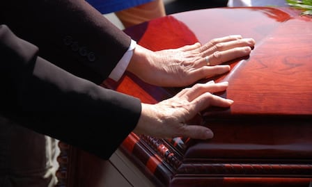 Cómo tramitar la ayuda para gastos funerarios ante el IMSS; estos son los requisitos