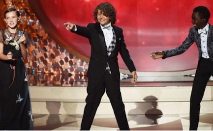 Niños de "Stranger Things" bailaron antes de los Emmy