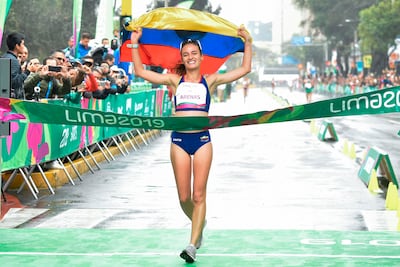 Destrozan marca de Lupita González en 20 km de marcha en Lima