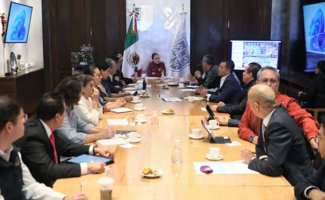 foto: Especial/El Universal/El pasado 4 de agosto, Claudia Sheinbaum anunció que su administración envió un apoyo a Nuevo León cinco pipas de agua