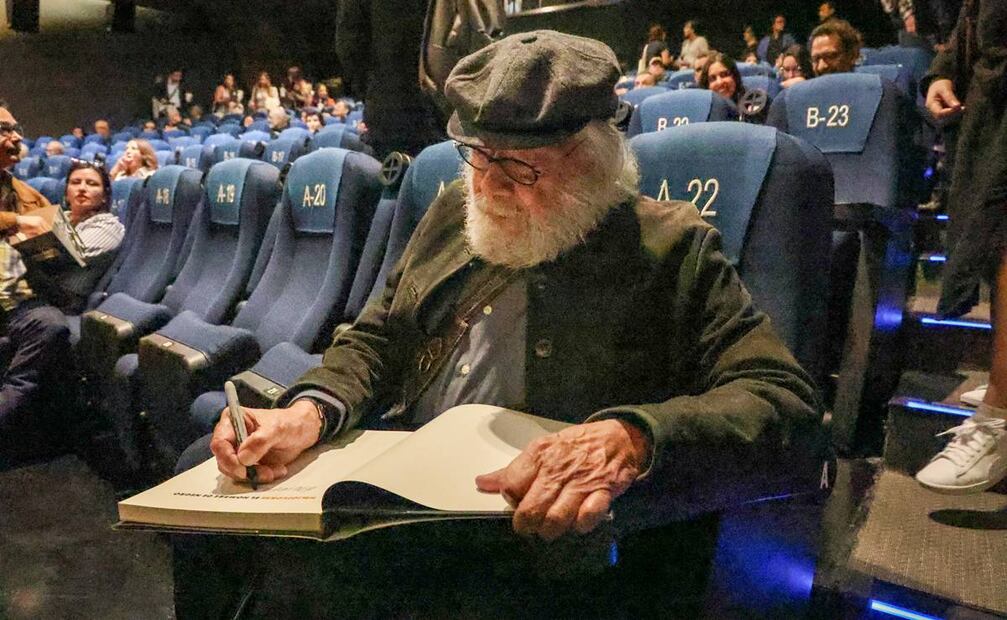 Helioflores en la Cineteca Nacional.
Foto: Cortesía.