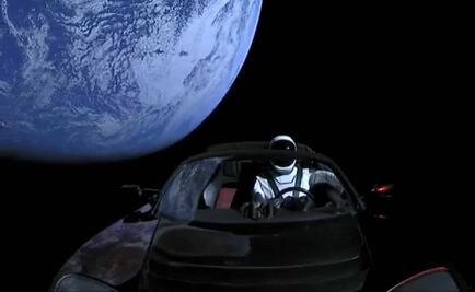 El Tesla espacial podría llevar bacterias a Marte