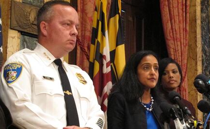 Policía de Baltimore discrimina a afroamericanos, dice gobierno de EU