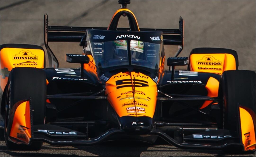 Pato O'Ward en la carrera de Iowa de la IndyCar - Foto: @ArrowMcLaren (X)