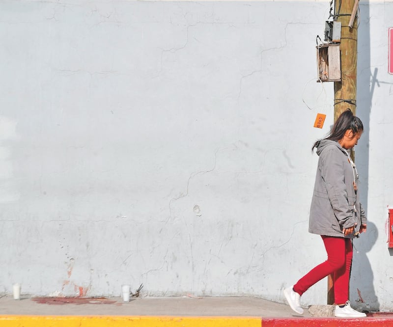 Agresión. Según las indagatorias la mujer esperaba junto a sus hijos la llegada de su pareja sentimental. Foto/HUGO GARCÍA. EL UNIVERSAL