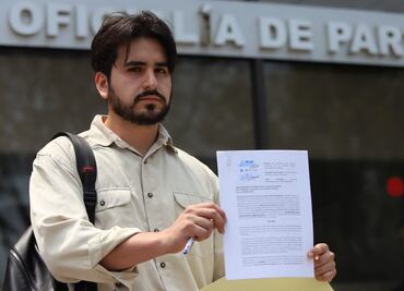 Artículo 19 condena "acoso judicial" del INE contra presidente de Defensorxs; fue denunciado por "violencia política"