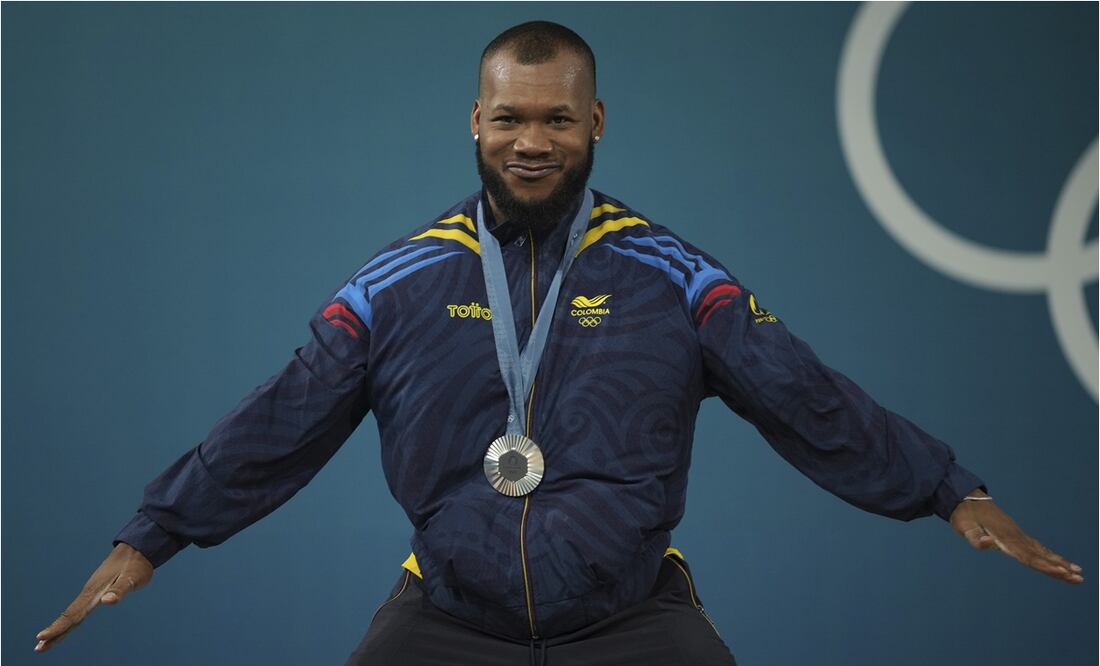 El halterista colombiano, Yeison López, se consagró como el segundo mejor en la categoría de lo 89 kg. FOTO: AP