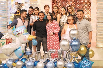 Hacen "Todo un show" por el segundo hijo de Laura G