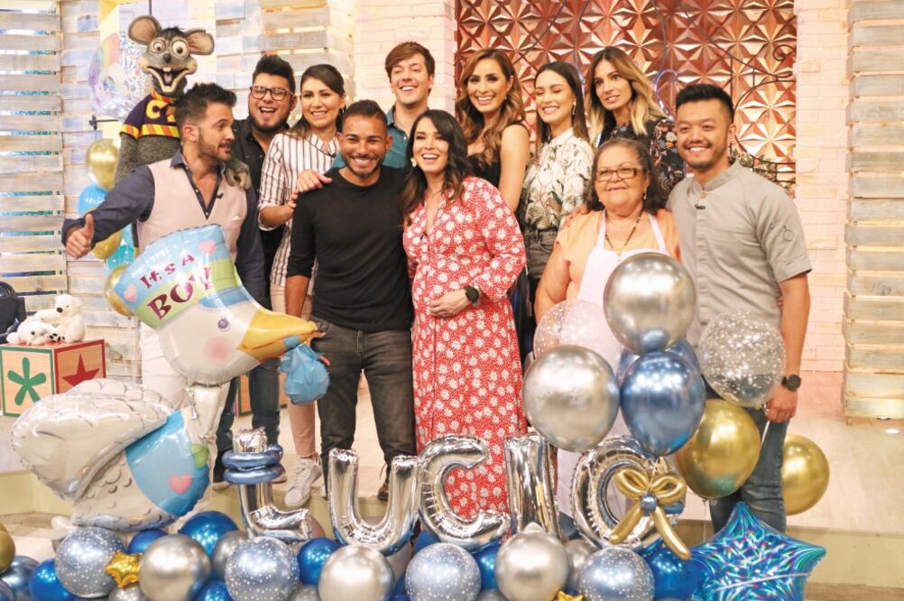 Laura G celebró su baby shower en el programa. Foto/CARLOS MEJIA. EL UNIVERSAL