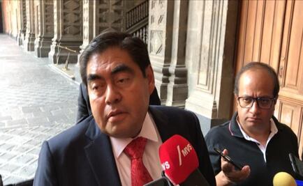 Se reúnen en privado Barbosa y el secretario particular de AMLO