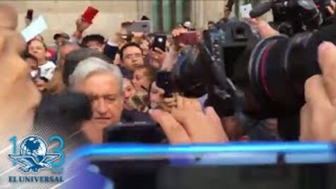 "Apachurran" a AMLO en su traslado a la Corte