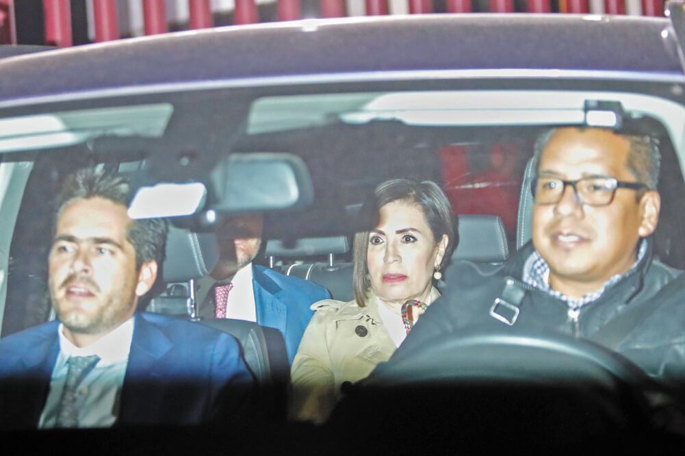 Poco después de las 10 de la noche concluyó la audiencia y Robles Berlanga se retiró del reclusorio, al que habrá de volver el lunes próximo. Foto/IVÁN STEPHENS. EL UNIVERSAL