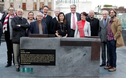 Develan placa en honor a Manuel Gamio en la CDMX