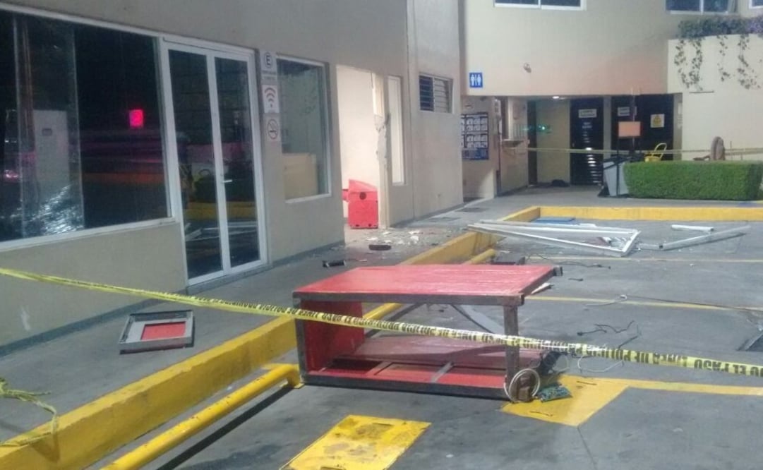 El vigilante fue trasladado a un hospital para su atención médica. Foto: Especial