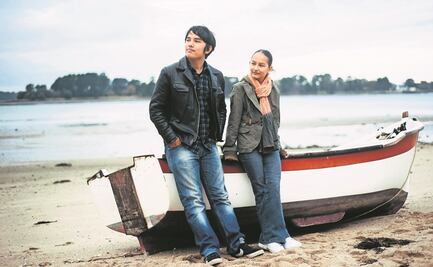 Issac & Nora dejan covers por música propia