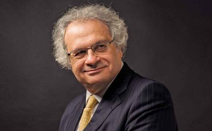 “La aventura humana puede llegar a naufragar”: Amin Maalouf