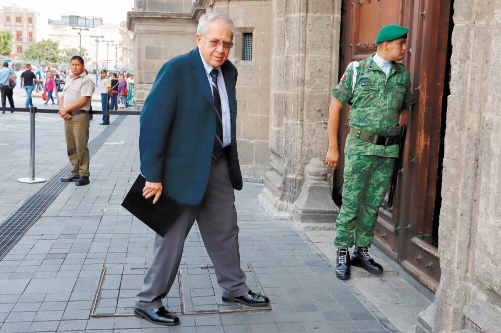 El titular de Salud, Jorge Alcocer, señaló que en una reunión privada con su gabinete, Andrés Manuel López Obrador evaluó el desempeño del gobierno y los instó a apretar el paso. Foto: BERENICE FREGOSO. EL UNIVERSAL