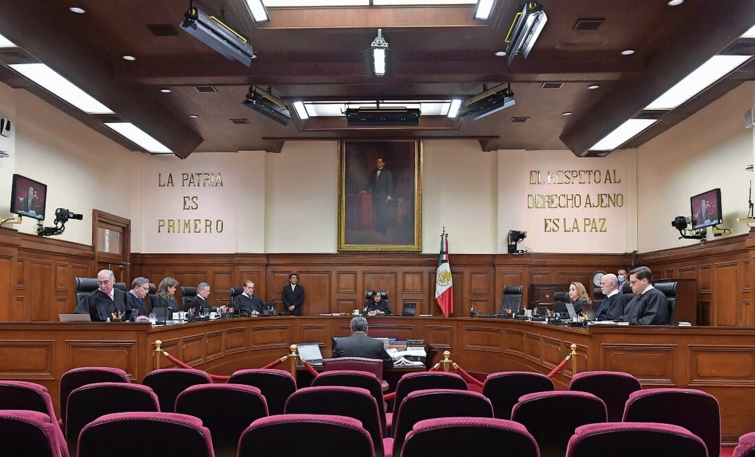 La ministra Margarita Ríos-Farjat dijo que a pesar de que hubo irregularidades durante la sesión, no ameritaba invalidar la reforma. Foto: EL UNIVERSAL