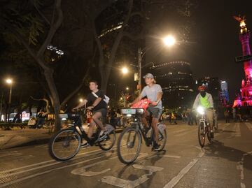 Paseo Nocturno en CDMX; disfruta 20 km de cultura y deporte sobre ruedas