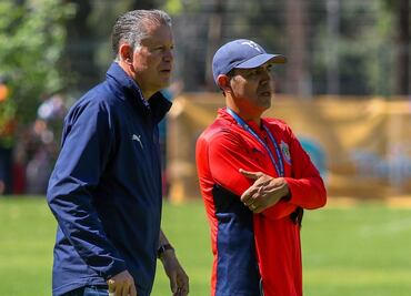 Chivas ya le tiene un ultimátum a Ricardo Peláez y Ricardo Cadena
