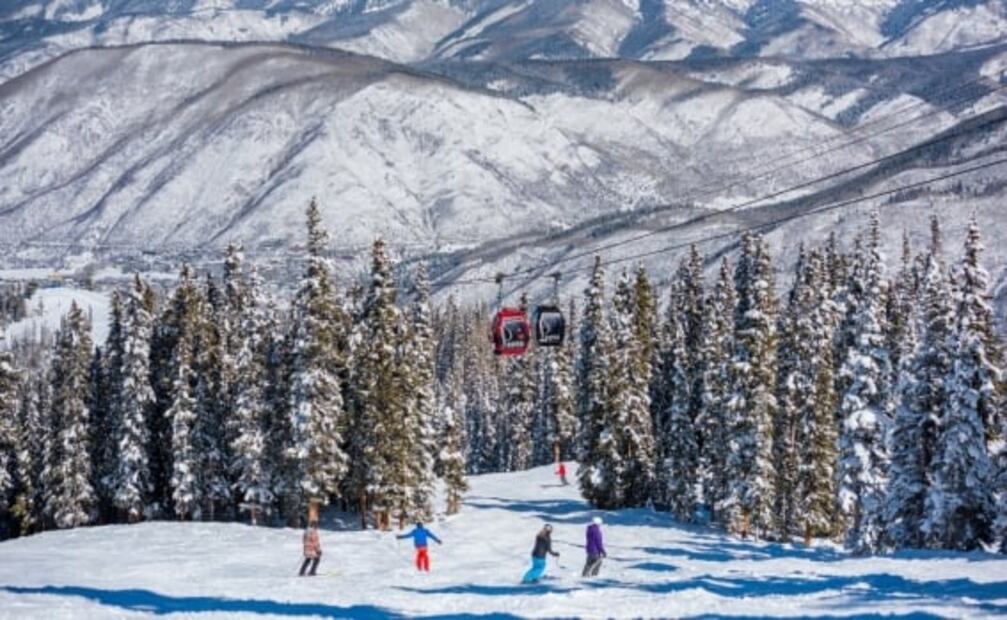 Si quieres aprender a esquiar, debes hacerlo en Aspen