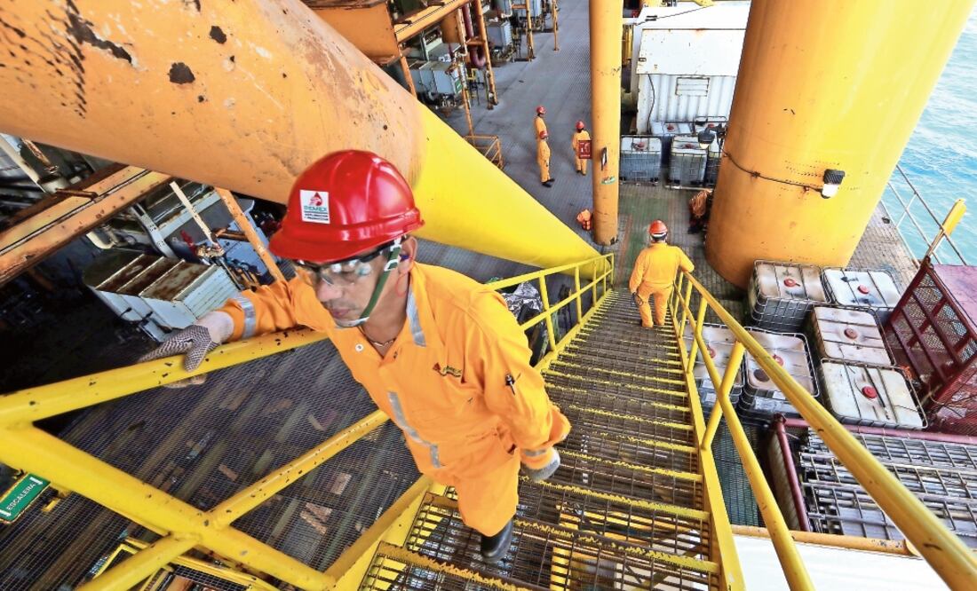 Pemex firmó un contrato con la estadounidense Lewis Energy gracias a la libertad que le brinda la reforma energética. Foto: ARCHIVO EL UNIVERSAL