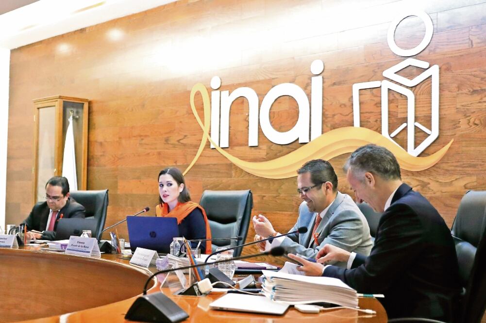 La intención de la visita será crear en las dos cámaras legislativas, así como en los Congresos locales, “esas cajas de cristal que quiere ver la población”, dijo el diputado Francisco Martínez Neri (ARCHIVO EL UNIVERSAL)