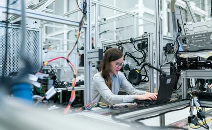 Impulsan competencias digitales para la empleabilidad juvenil