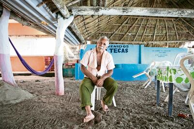 Terremoto y lluvias tronaron a familias de Playa Vicente en Oaxaca