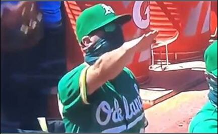 Entrenador de Grandes Ligas se disculpa por celebración nazi