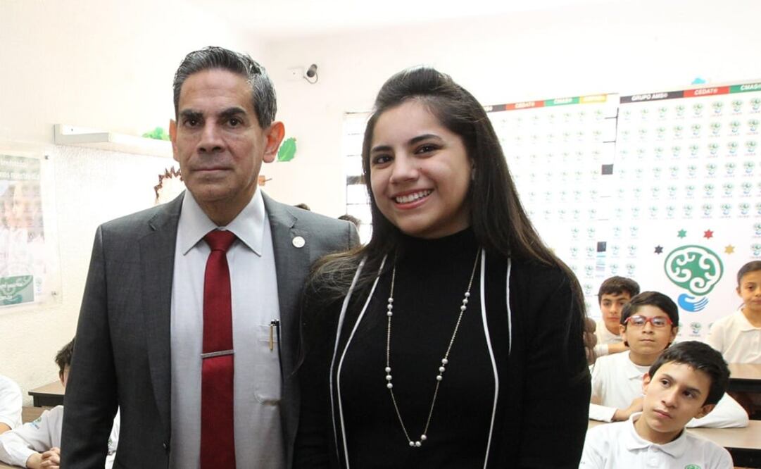 De acuerdo con el CEDAT, Dafne es la psicóloga titulada más joven del mundo (a los 13 años) y una de las universitarias más jóvenes de la historia. Foto: EFE