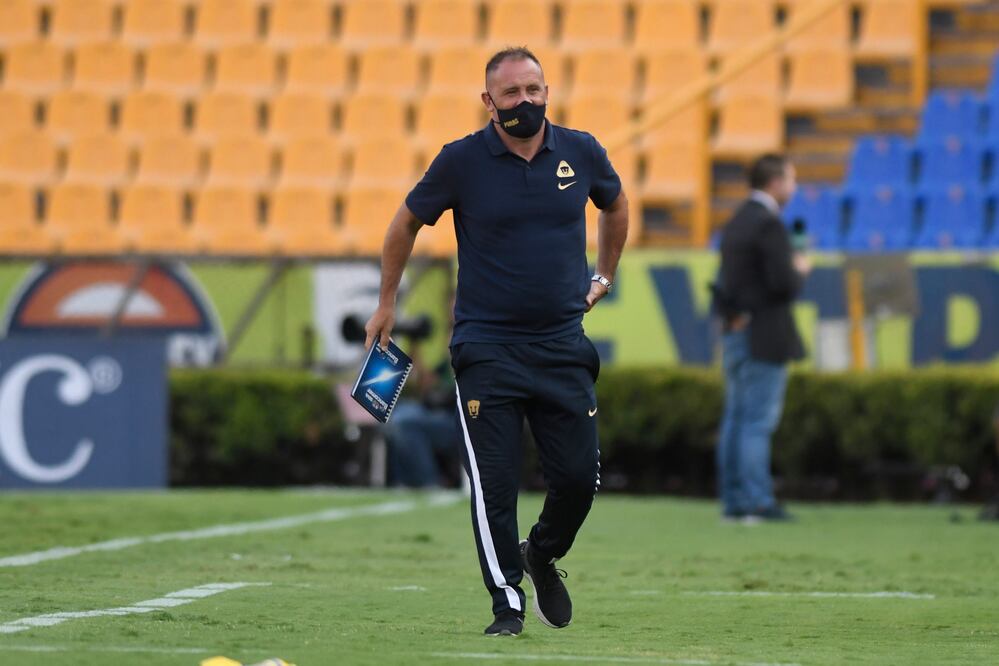 La prensa deportiva mexicana apesta