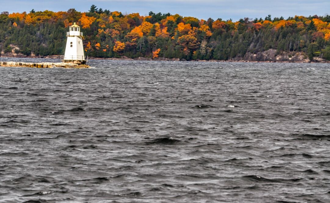 En algunas zonas el lago Champlain, ubicado entre Estados Unidos y Canadá, alcanza hasta 122 metros de profundidad. Foto: iStock