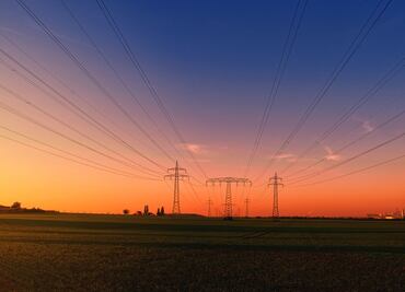 Magistrados revocan freno a la reforma eléctrica de AMLO