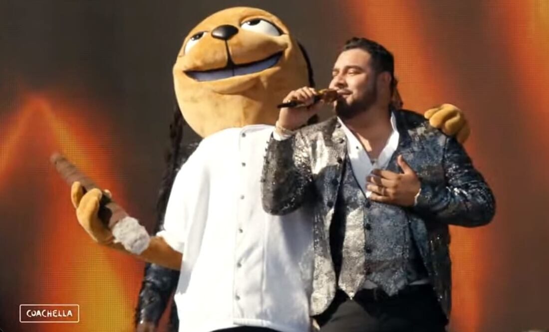 El público allí presente, bajo el sol de esta tarde de domingo, aplaudió y coreó con la MS. Foto: captura de video