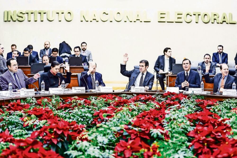 Los proyectos de protocolo sobre el padrón electoral serán llevados al pleno del Consejo General del INE mañana (ARCHIVO EL UNIVERSAL)