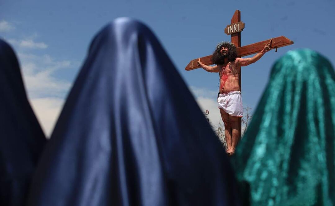 Así se vive la representación de la pasión de Cristo en Oaxaca (18/04/2025). Foto: Edwin Hernández / EL UNIVERSAL