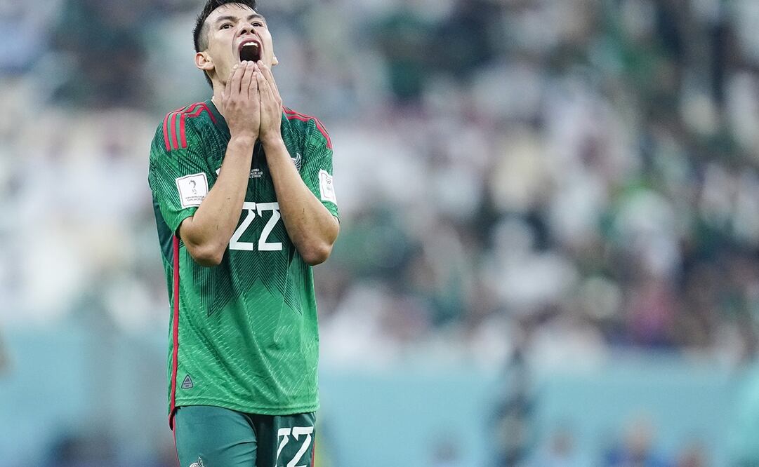 El Chucky Lozano lamentando la eliminación de México / Foto: Imago7