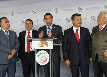 Avanzan en comisiones del Senado sanciones a aerolíneas