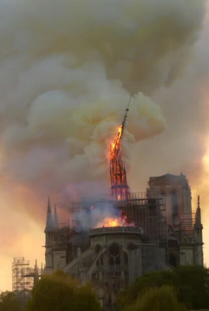 Así se vivieron los minutos antes del incendio de Notre Dame