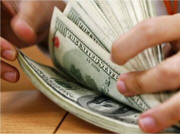 Remesas sorprenden en junio, por primera vez rebasan los 6 mil mdd pese a retórica de Trump contra migrantes