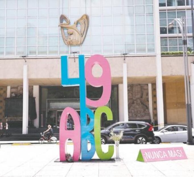 Nuevo antimonumento de feminicidio reclama a la CDMX