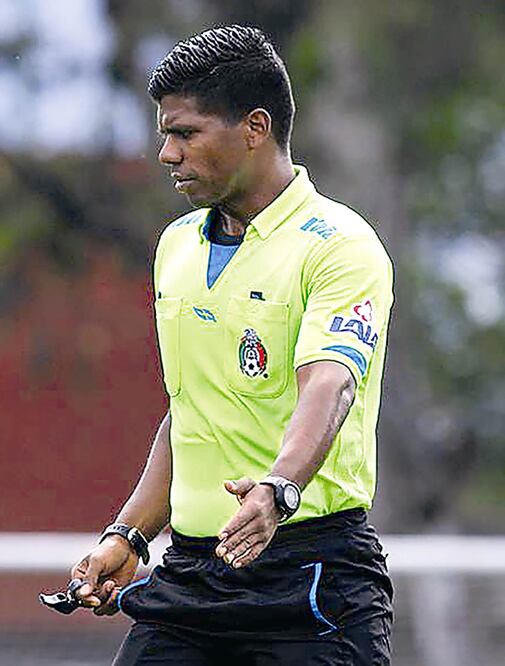 La cédula de los silbantes tan sólo reportó un “mal comportamiento” (FACEBOOK ADALID MAGANDA)