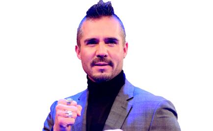 Pepe Ron pide ayuda para ir al baño