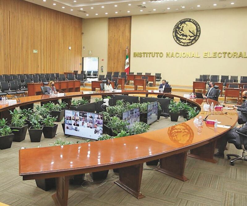 El INE avalará que las precampañas en Colima, Guerrero, Nuevo León y San Luis Potosí finalicen el 8 de enero de 2021. Foto: ARCHIVO EL UNIVERSAL